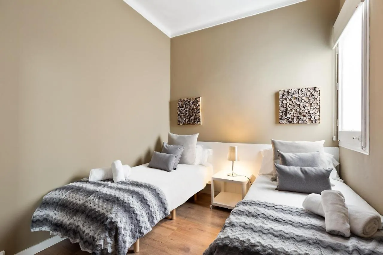 Ola Living Diagonal Apartments برشلونة