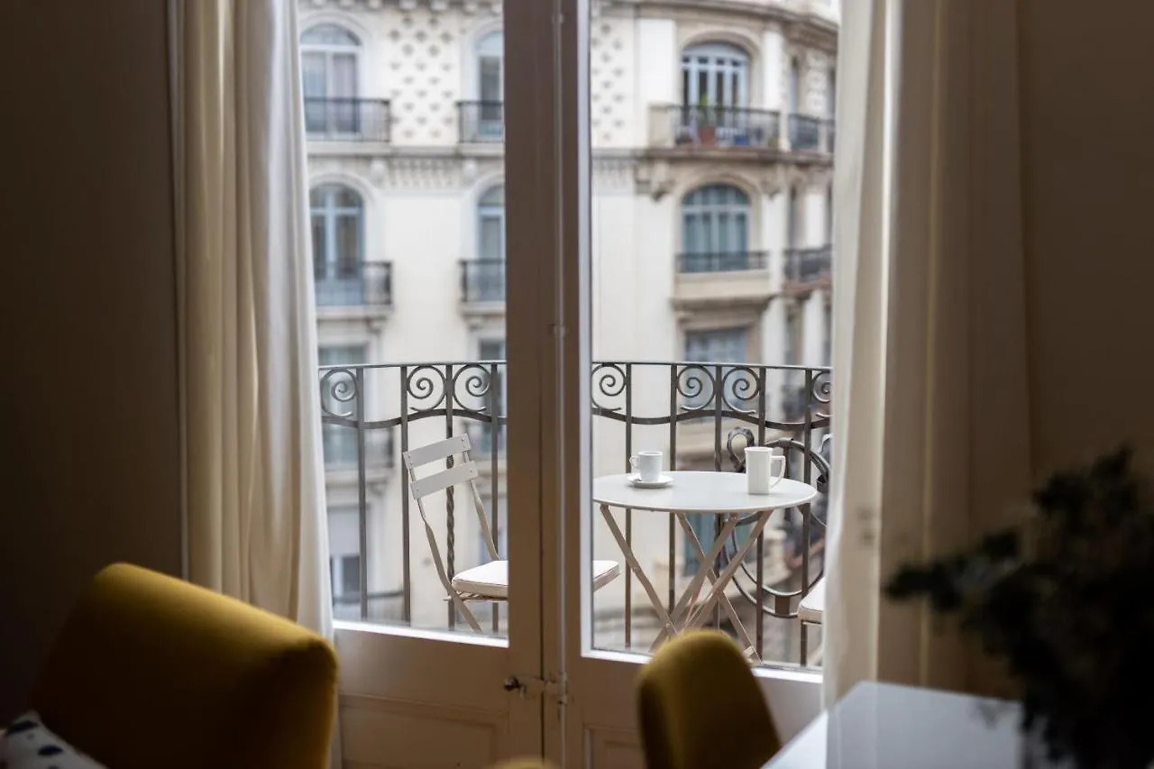 Ola Living Diagonal Apartments برشلونة