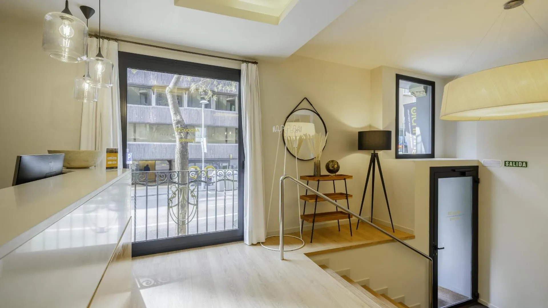 Ola Living Diagonal Apartments Barcellona