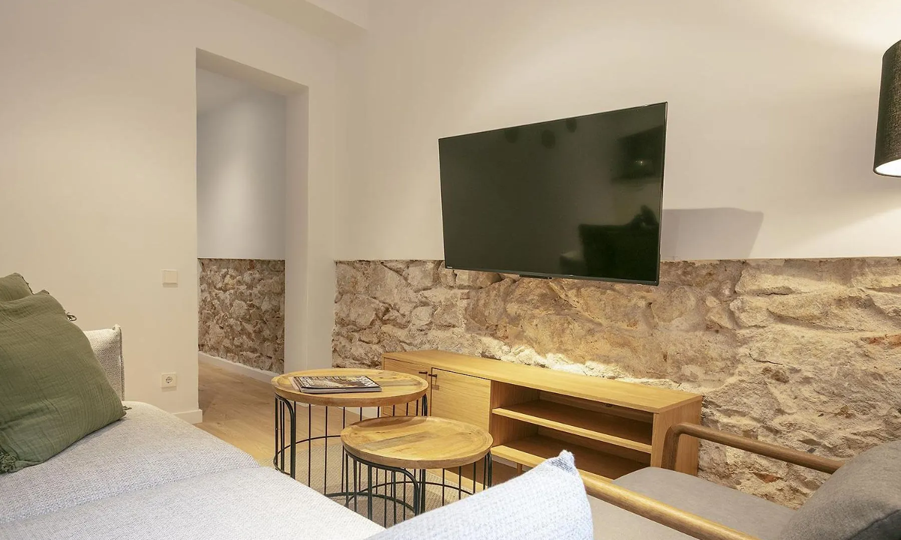 Ola Living Diagonal Apartments برشلونة