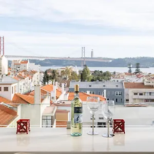 Tejo River View Nearby Belem Lisboa