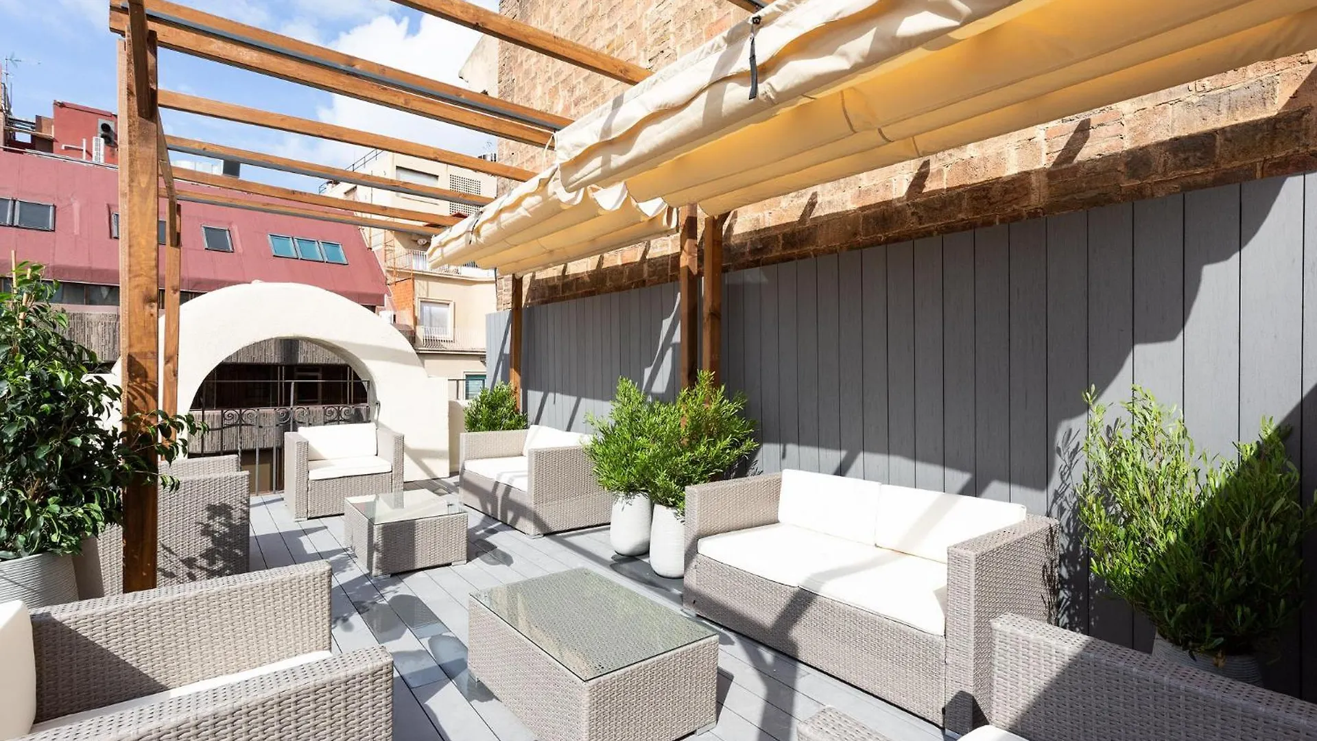 Ola Living Diagonal Apartments برشلونة إسبانيا