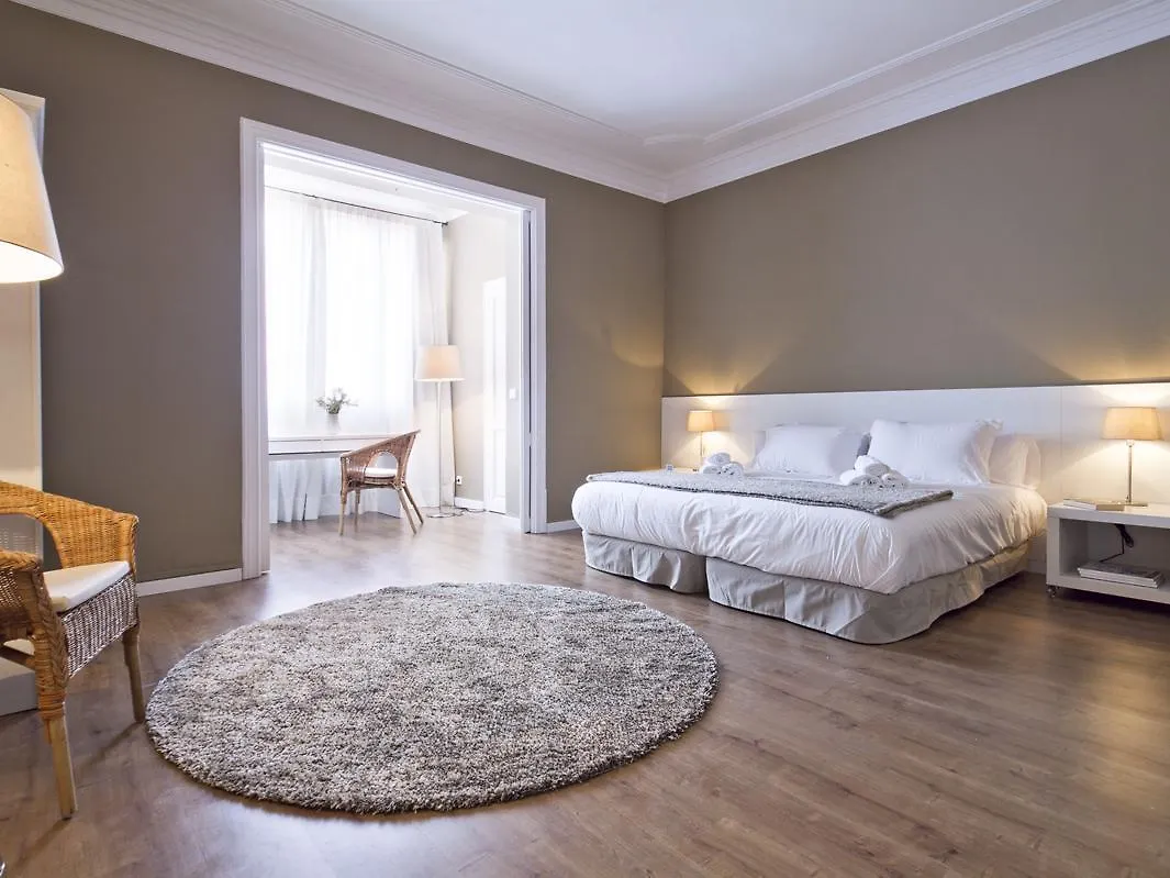 Ola Living Diagonal Apartments برشلونة